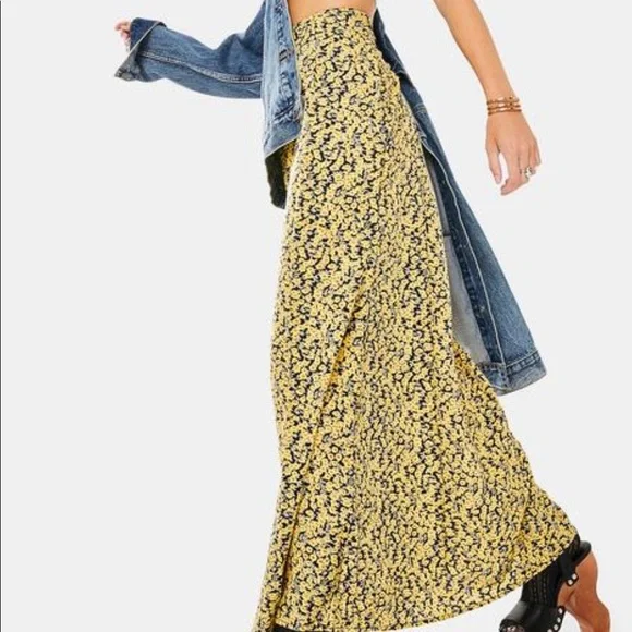 Motel Sayan Maxi Skirt - Picture 6 of 11